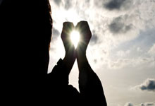 配资公司排行口碑:股票网上开户怎么样-南向资金年度净买入额超1万亿港元 刷新历史纪录